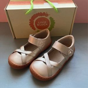 NEW Livie and Luca Serena 9